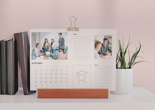 Personalized monthly calendar for students
